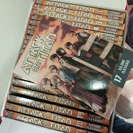 Attack On Titan Manga Box Set (Volume 1-21) 💥 With Bonus Manga Wall Framed Poster!